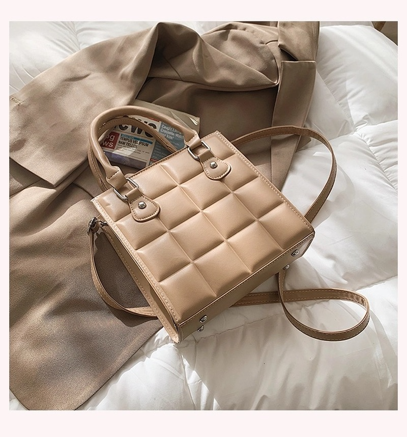 Lattice Chain Portable Small Square Bag